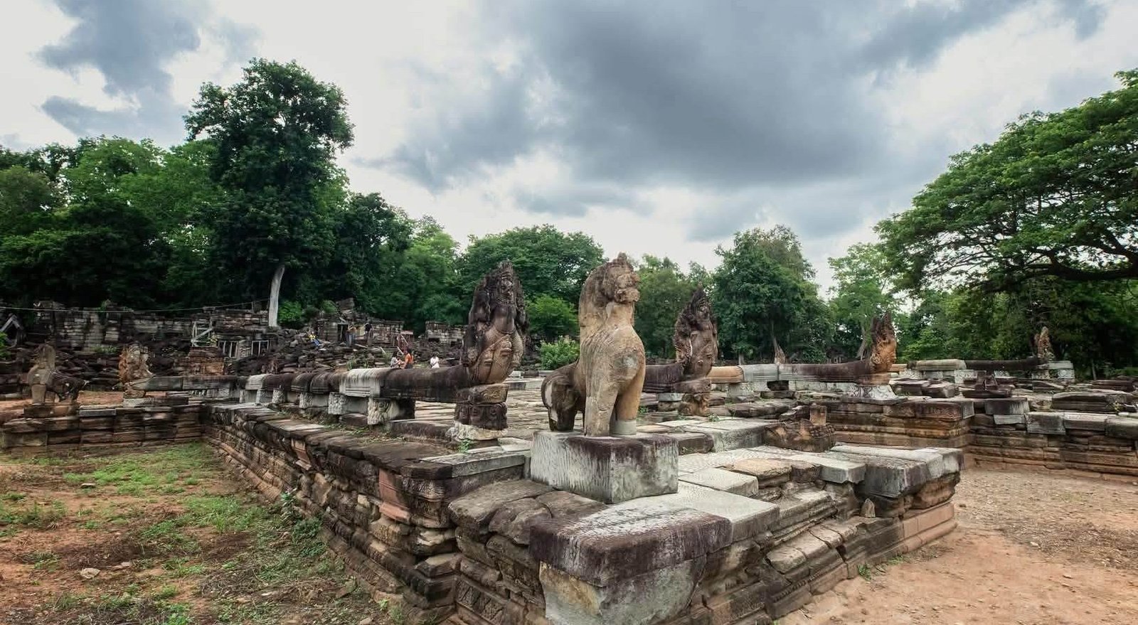 Banteay Meanchey — Banteay Chhmar temple ruins